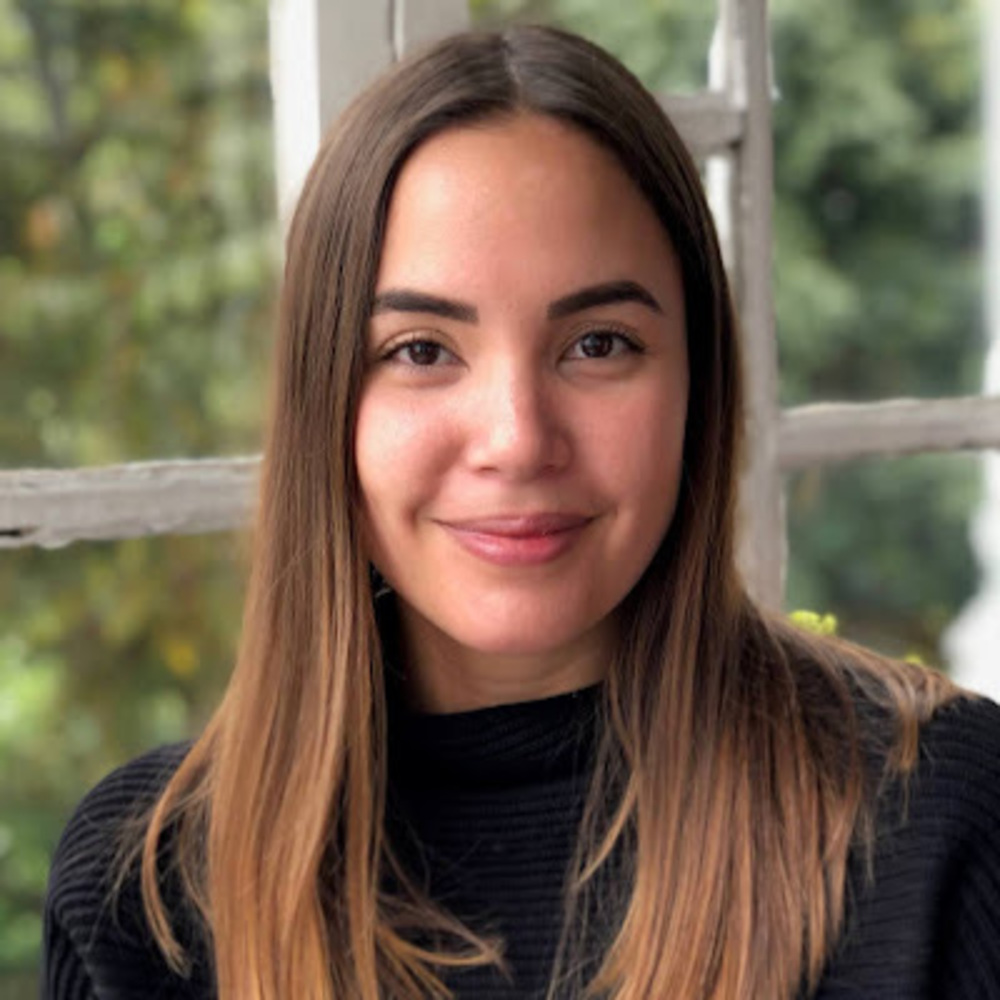 Meet your Posher, Sierra